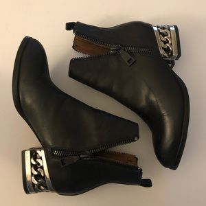 Jeffrey Campbell Metcalf chain heel